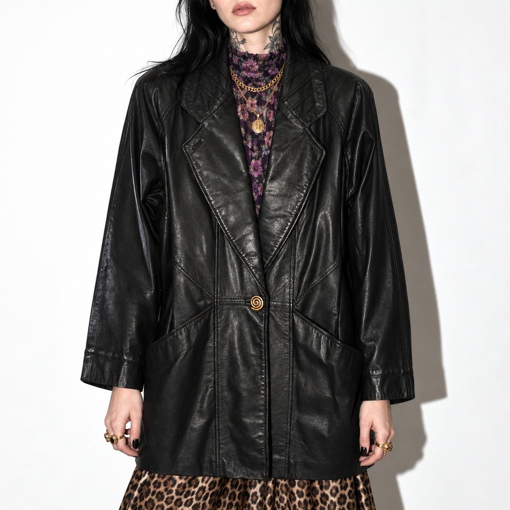 G III M Leather Car Coat 80s Vintage Relaxed Fit Black Womens Gold Spiral Button
